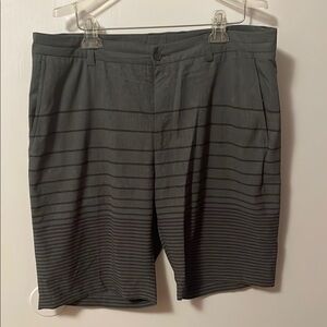 Men's Gray Striped Shorts